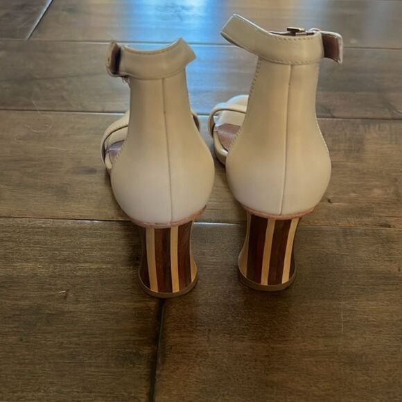 Jeffrey Campbell Ivory Leather Striped Sandal One Strap Heels US 8.5 - Picture 5 of 7